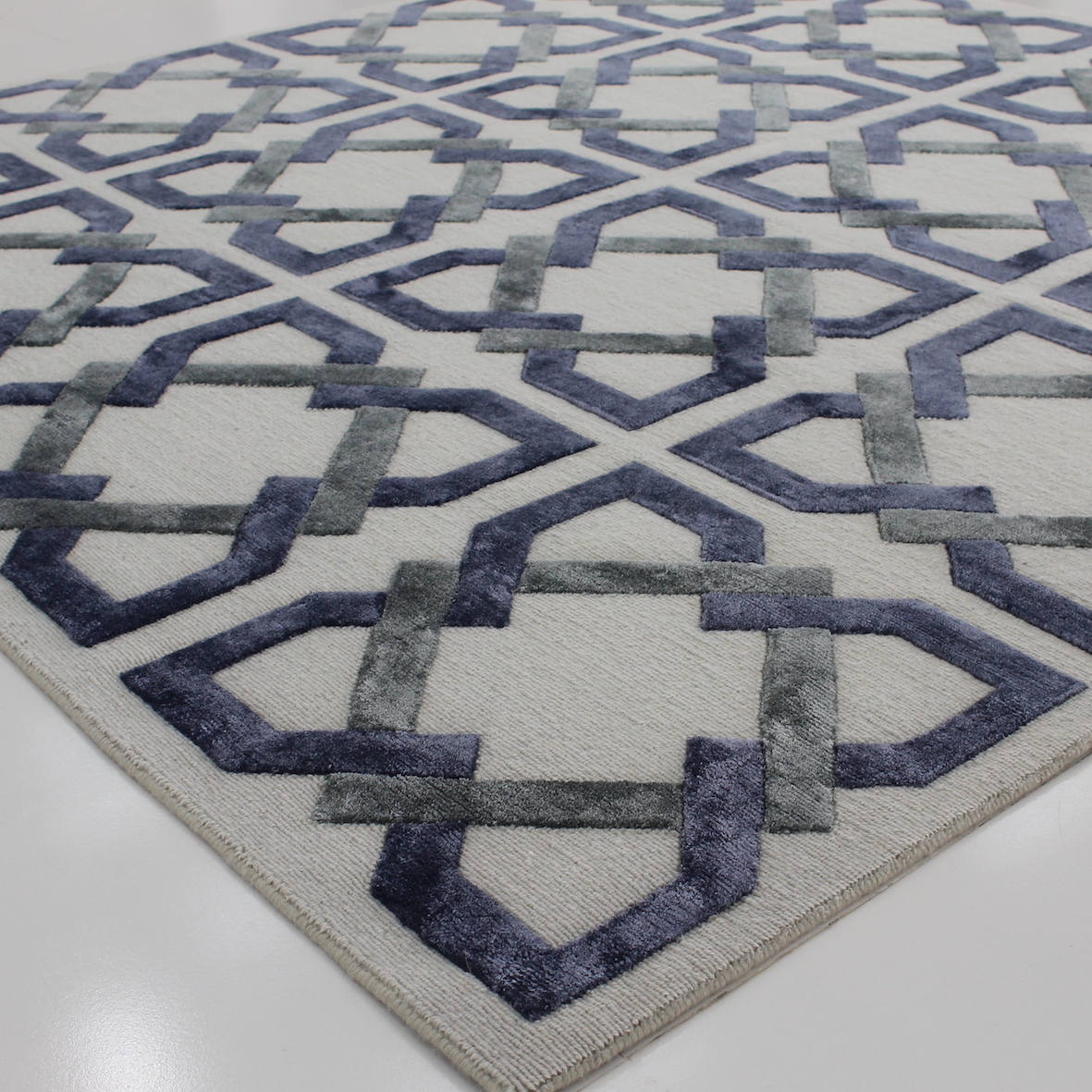 Purple geometric rug